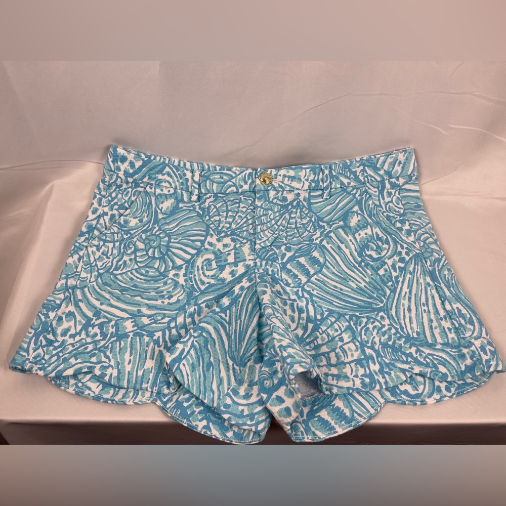 Lilly Pulitzer Women Buttercup Short Sz 16 Shades of Blue & White Scalloped Hem